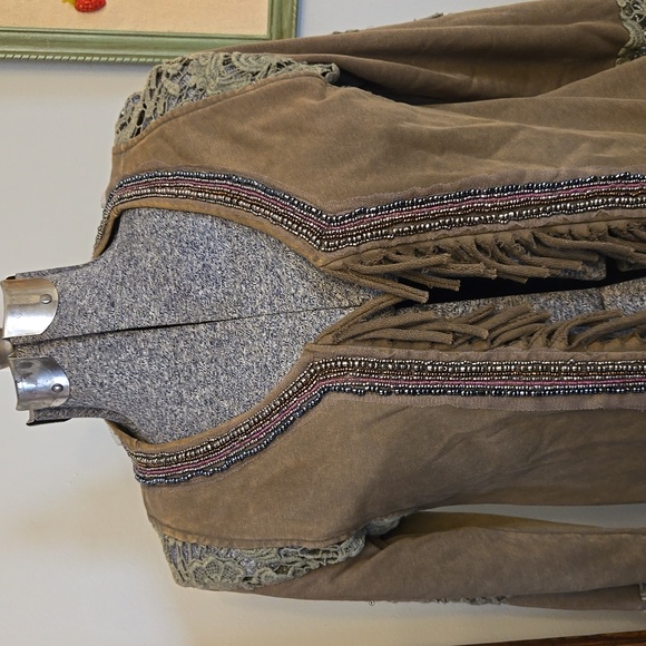 Gimmicks by BKE Olive Green Beaded Fringe Jacket - Picture 2 of 9